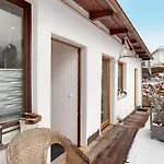 Wildwest Lounge Апартаменты
