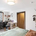 Wildwest Lounge Appartement *