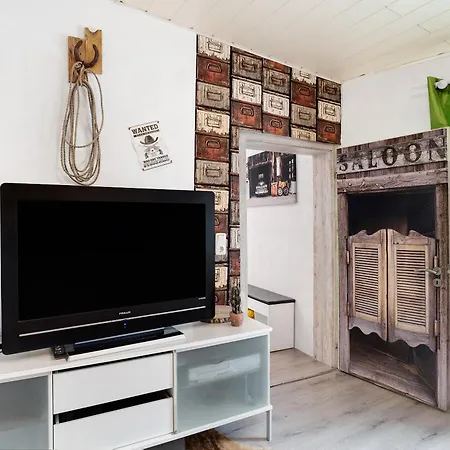 Wildwest Lounge Apartment